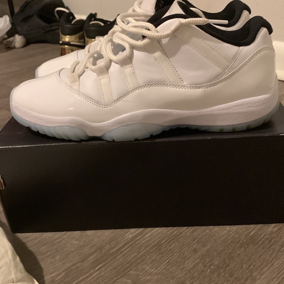 Jordan 11 Low Legend Blue main image 6